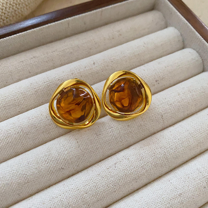 Daily Occasion 1 Pair Vintage Style Square Oval Heart Shape Plating Alloy Ear Studs