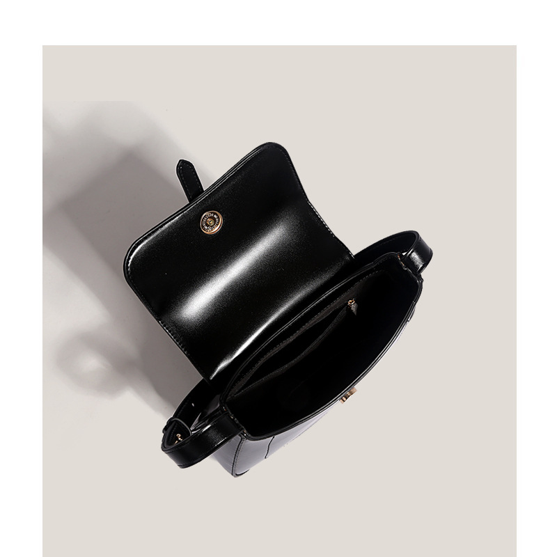 Ženska torbica nišnega dizajna za poletje 2024, nov trend letošnjega leta. Visokokakovostne torbe za pot z enim samim..._voghion.com