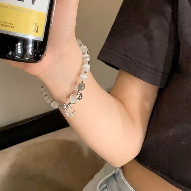 Ins Grey Moonlight Cat's Eye Bracelet Women's Simple Bell Pendant Girlfriend's Birthday Gift TikTok Same Style Japanese and Korean Fashion