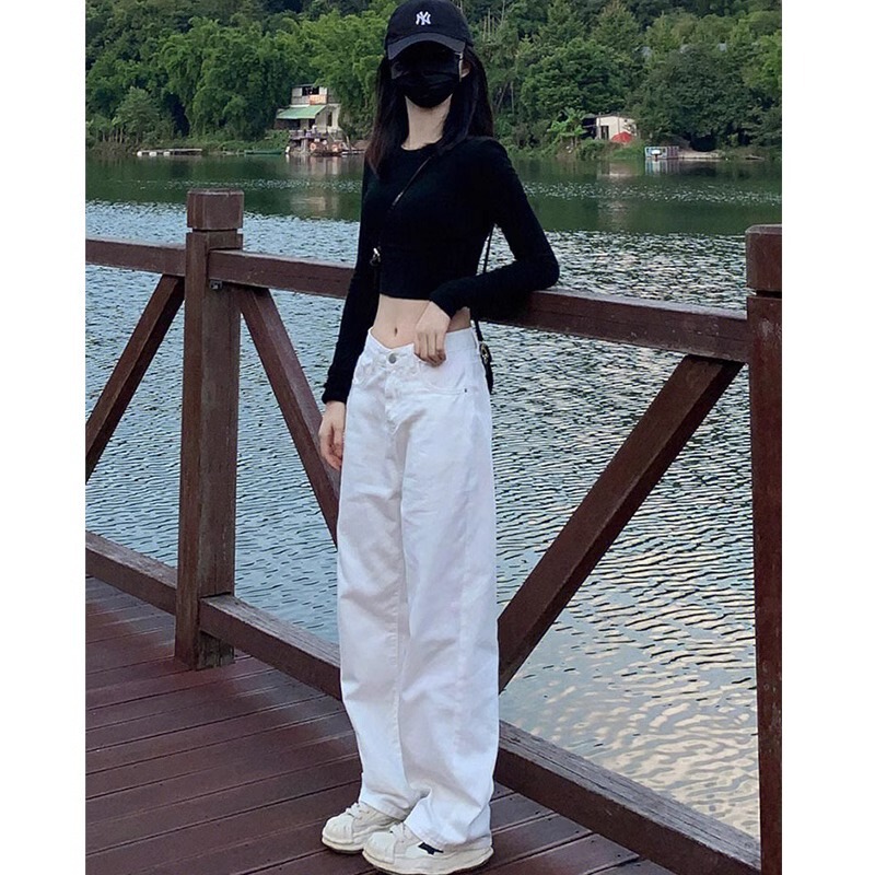 Celebrity-Style White Straight-Leg Jeans for Women, High-Waisted, Loose Fit, Petite, Drapey, High-End Feel, Wide-Leg, Floor-Length Pants Celebrity-Style White Straight-Leg Jeans for Women, High-Waisted, Loose Fit, Petite, Drapey, High-End Feel, Wide-Leg, Floor-Length Pants