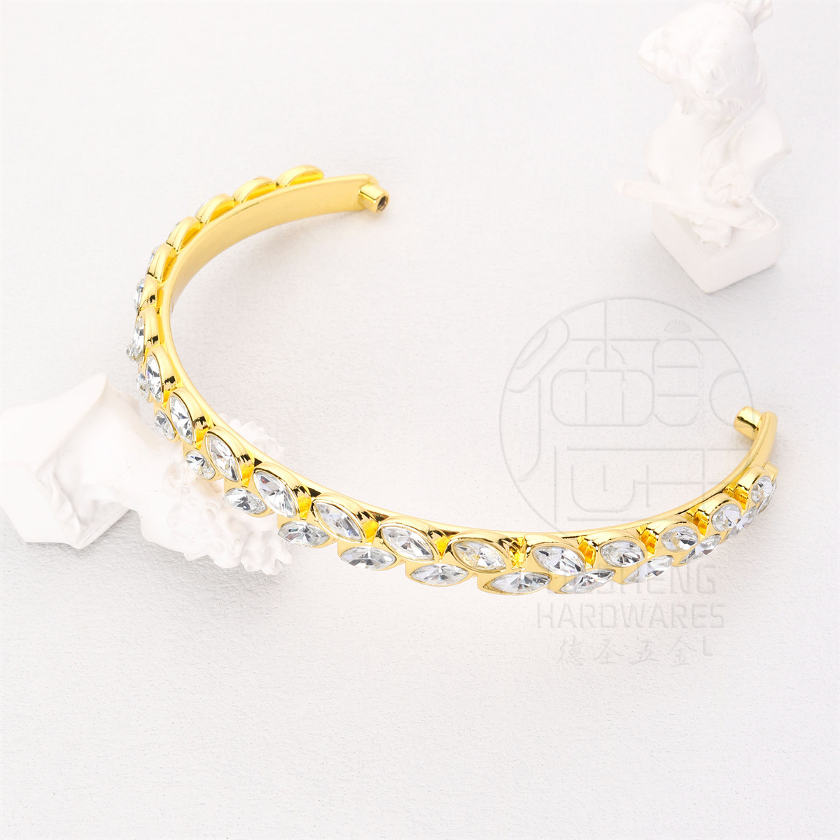 Diamond Crystal wrist buckle luggage hardware accessories handle wooden box gift box bag handle bracelet decoration