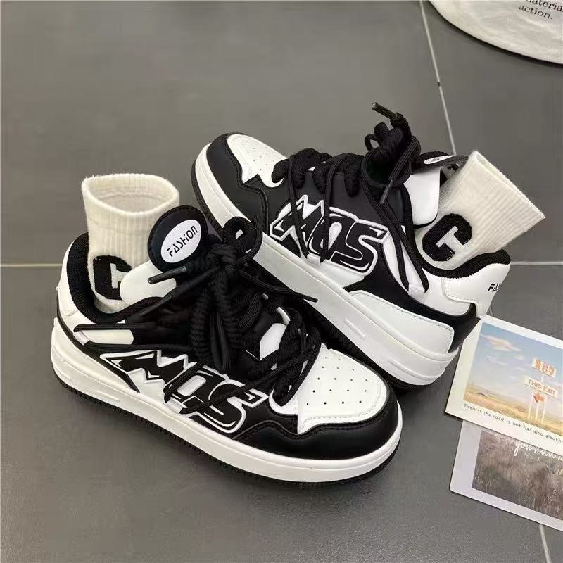 夏季新款娃娃透气休闲拼色风格板鞋时尚户外小众高级鞋百搭老爹鞋