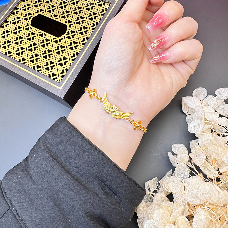 Vietnam oro águila alas pulsera de los hombres y las mujeres alas amor durante mucho tiempo no se desvanece en vivo caliente Fábrica de la joyería al por mayor