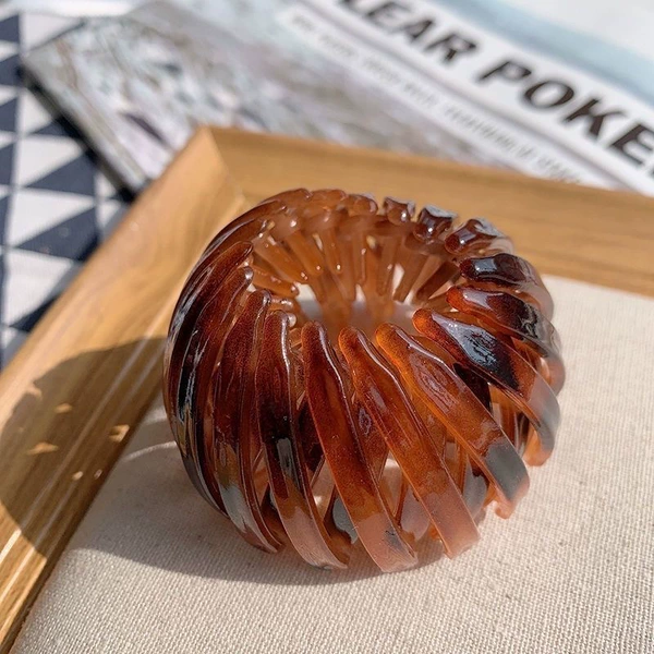 Amber Chinese hairpin