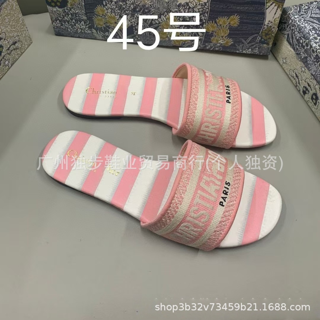 Zapatillas de piso plano de moda versátiles en forma de una forma D clásica transfronteriza adecuada para extranjeros no molestes nacionales image 51