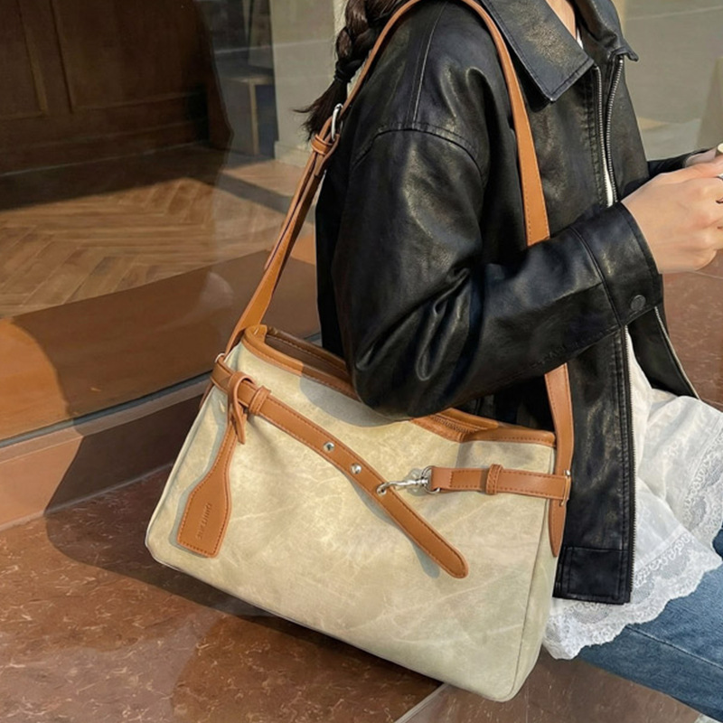 Borsa a spalla minimalista in camoscio elegante per donna_voghion.com