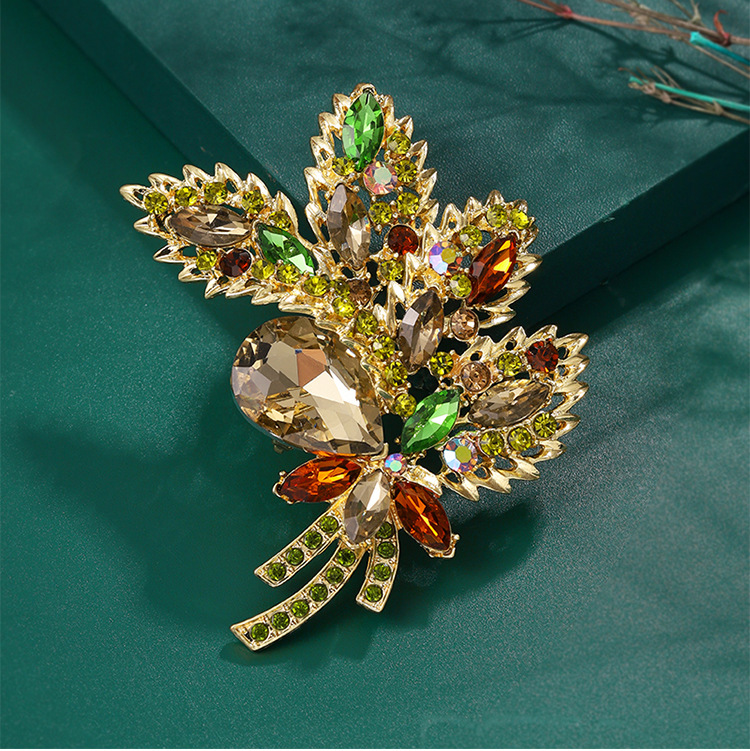 Lady Flower Alloy Inlay Artificial Gemstones Women's Brooches display picture 2