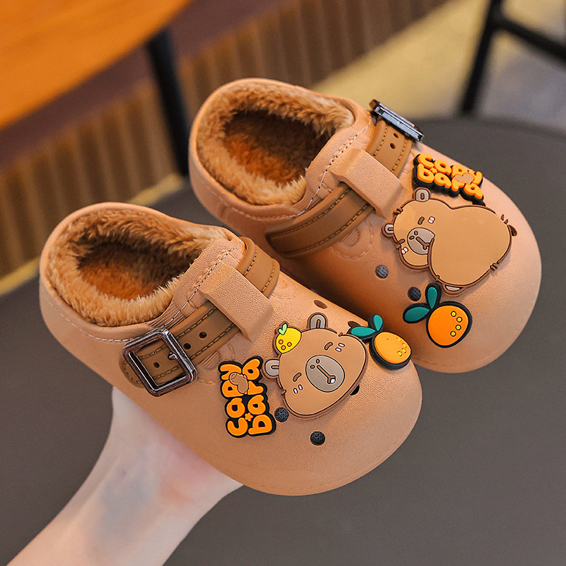 Capibara otoño y invierno zapatillas de algodón para niños, niños, niñas y niñas, calentamiento, terciopelo impermeable, bolsas de tacones de algodón para niños y niños.