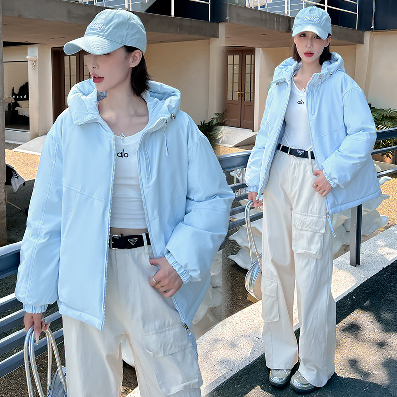 Anti-temporada ropa de plumón de mujer corta 2025 nuevo estilo coreano pequeño color sólido ropa de moda de pan dulce abrigo cálido