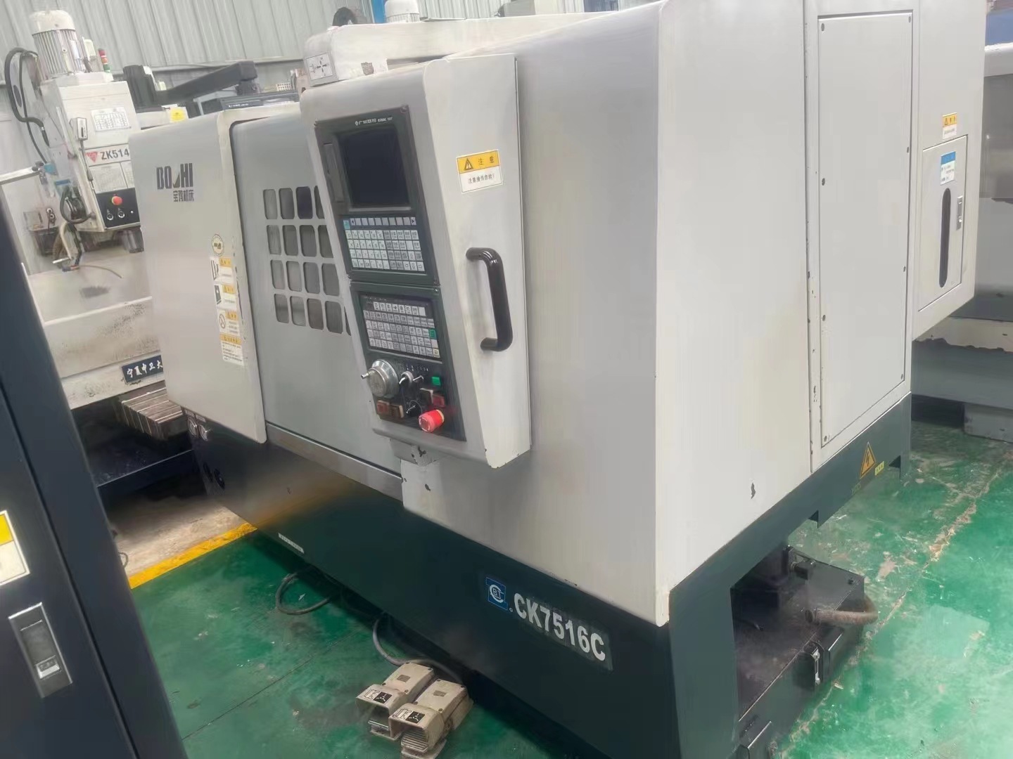 处理二手宝鸡CK7516C数控斜身车床二手宝鸡400斜轨车