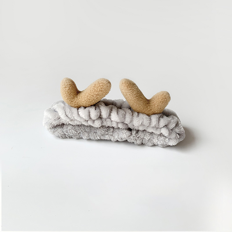 [Venta al por mayor de fábrica] 2022 de dibujos animados de algodón de estilo coreano Internet celebridad mujer franela lavado de cara maquillaje diadema