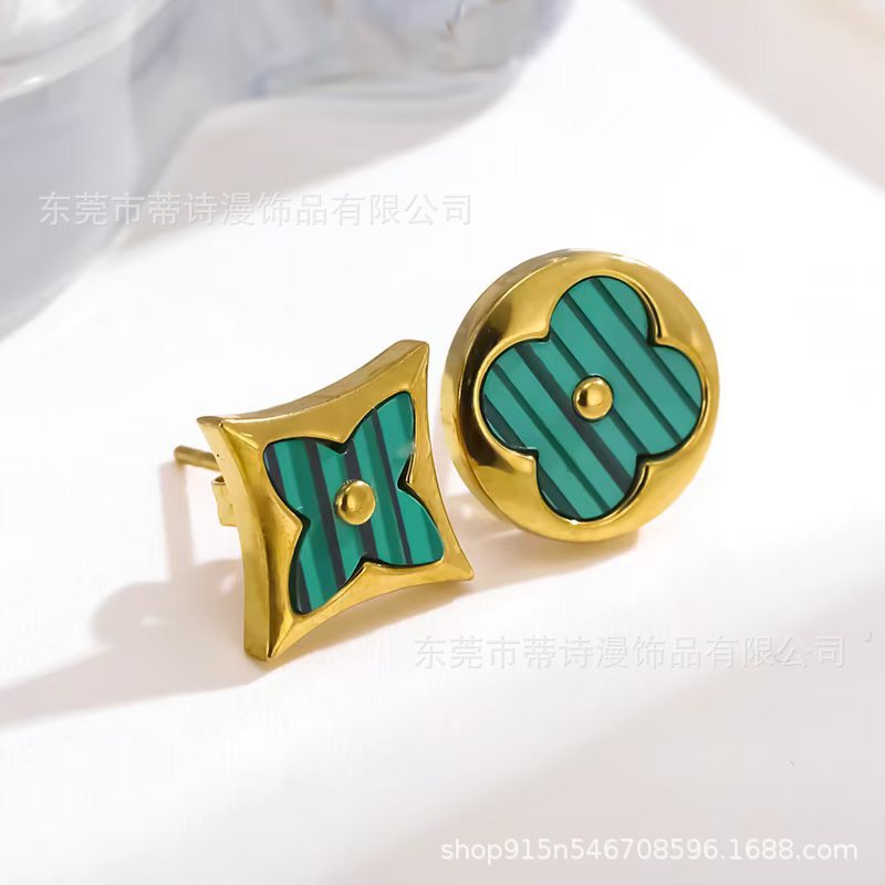 欧美跨境白色圆牌四叶花耳钉女时尚花朵菱形钛钢耳环气质百搭耳饰|undefined