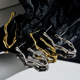 戒指;耳夹;耳钉