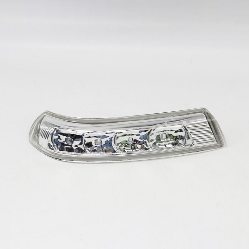 876133J000 is suitable for the left rearview mirror LED turn signal light of Hyundai Santa Fe, Veracruz, IX55