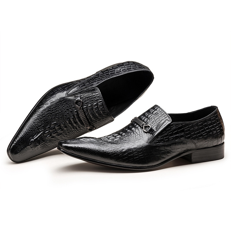 Alligator print men's slip-on shoes Business pointy slip-on shoes_voghion.com