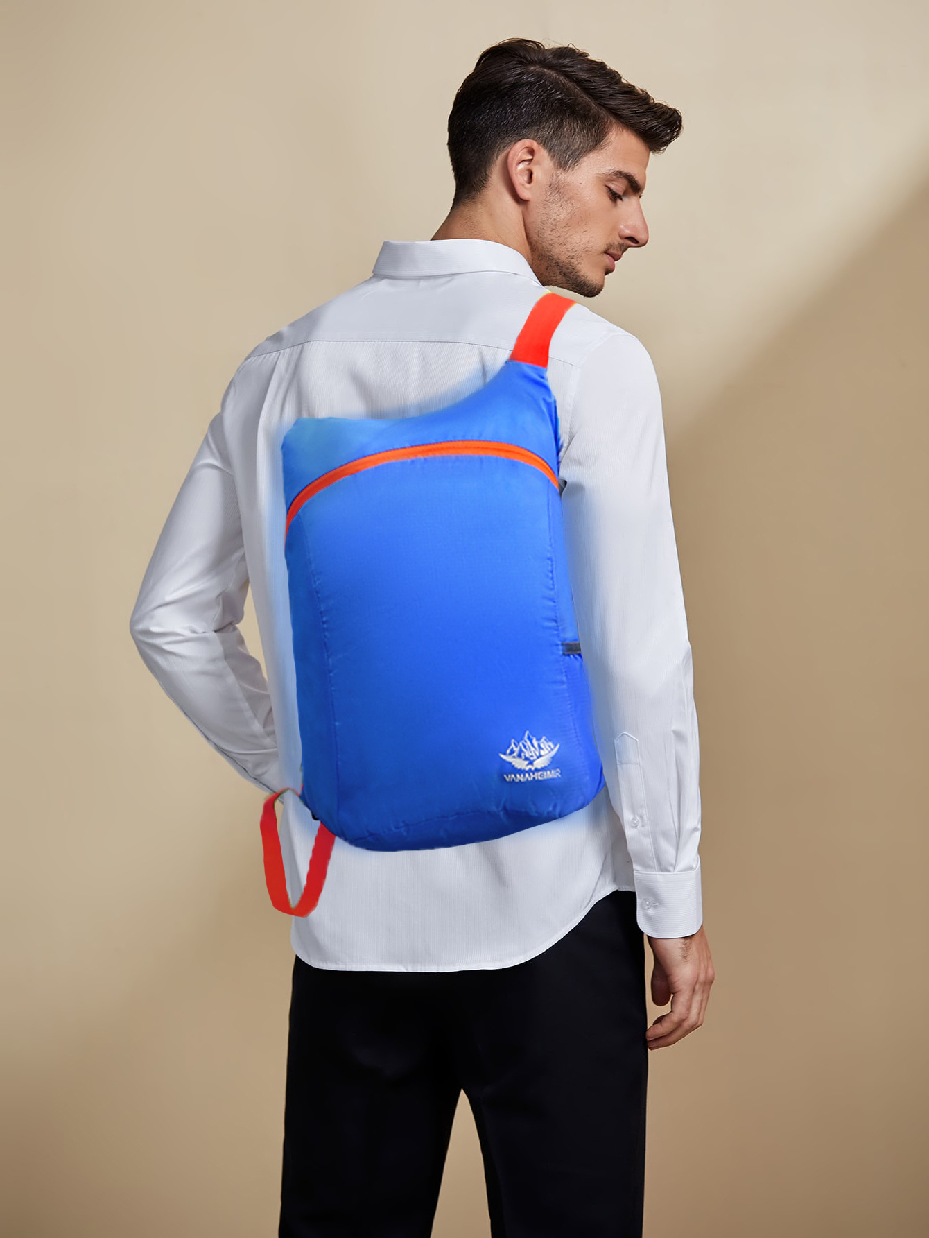 1641522404ee635e0f9a6a794462c7