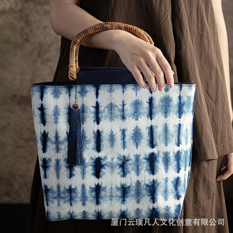 Large-Capacity Handbag Chinese-Style Literary Retro Tie-Dye Bamboo Handle Noble and Elegant with Cheongsam Cotton and Linen Wrist Bag
