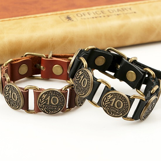 Simple and Stylish Alloy Coin Leather Bracelet, European and American Street Hip-Hop Style Punk Cowhide Connector Versatile Bracelet