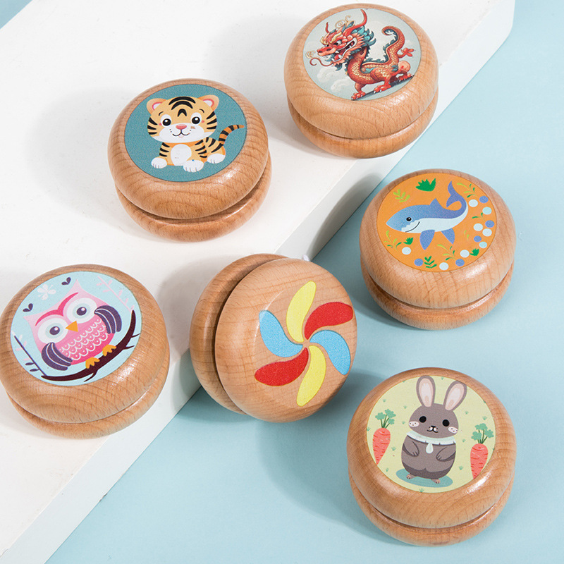Juguetes de puzzle de madera yo-yo jardín de infantes pequeños regalos lindos regalos de mano para niños y niñas bolas yo-yo al por mayor