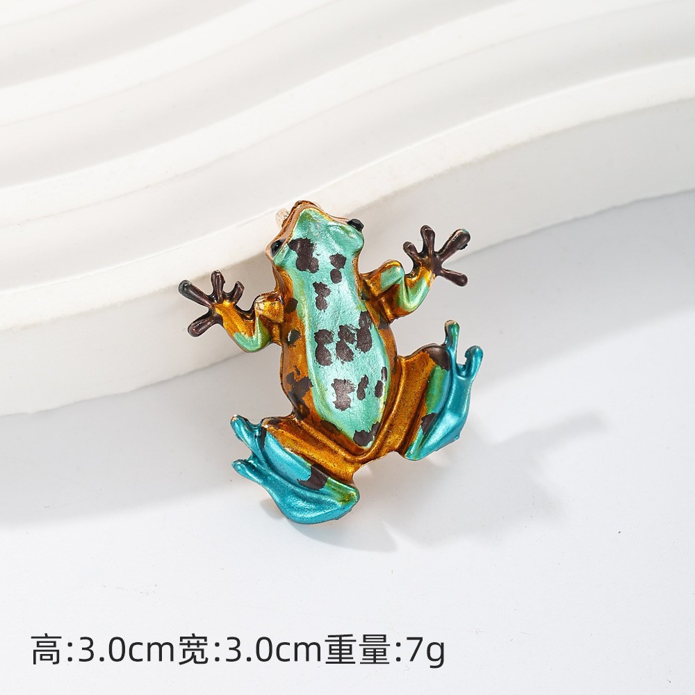 Fun Frog-Themed Brooches, Various Enamel and Diamond-Encrusted Pins, Quirky Niche Versatile Clothing and Bag Accessories Wholesale
