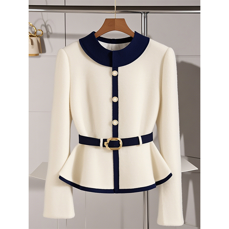 Women's Clothing New in autumn, unique and beautiful tops, age reducing, fashionable, versatile and high end white knitted sweaters_voghion.com