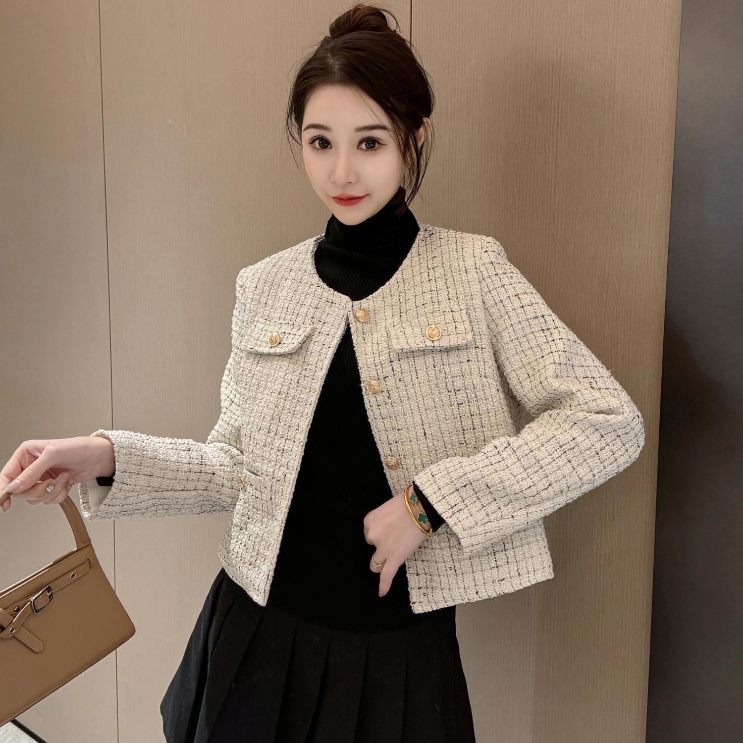 小香风外套女春秋新款上衣复古高级设计感绿色显瘦气质名媛短外套