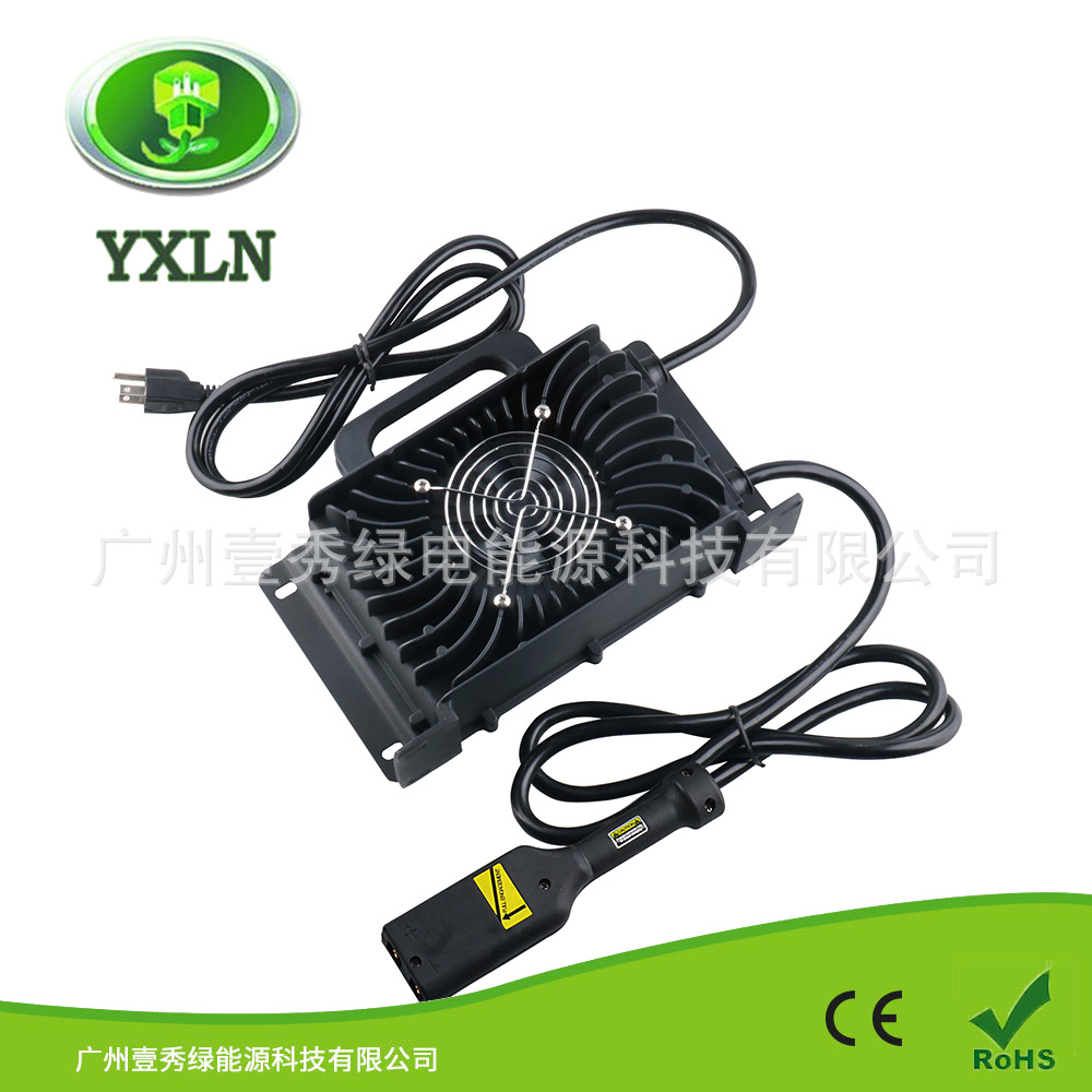 1200W IP67防水等级 48V 20A 平角头高尔夫球车电池 车载充电器