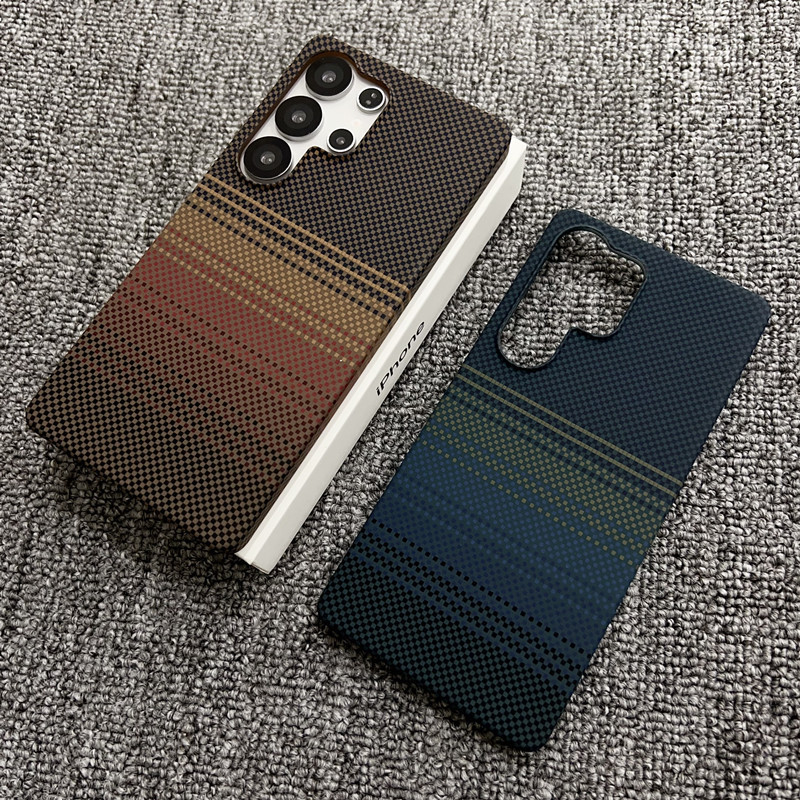 Samsung S25 Ultra üçün maqnit telefon qabı, karbon fiber naxış