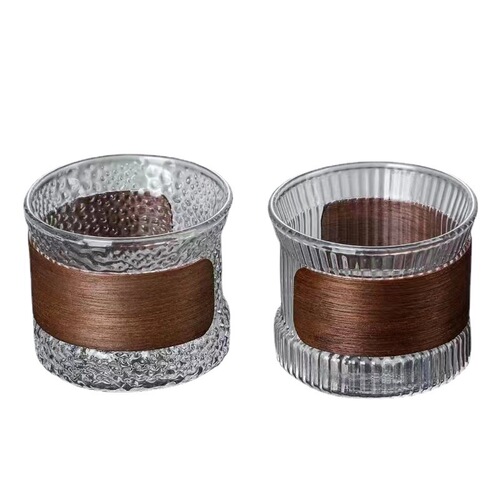 Vertical pattern high borosilicate glass tea cup walnut wood heat insulation wood slices transparent glass cup Gongfu tea set small cup