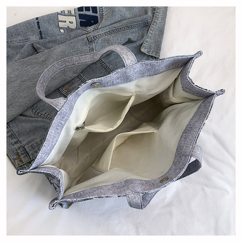 Hottest trend digital fabric bag, versatile casual large capacity light luxury chain denim single shoulder shopping tote bag