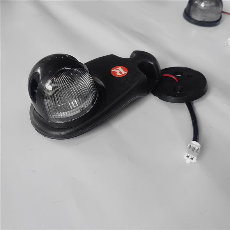 Roof light compatible with Auman ETX cab H2 marker light 3569 series ceiling width indicator light circular exterior roof light