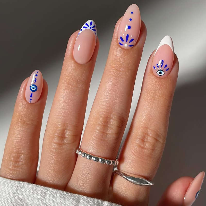 Wm-341 Blue and White Totem Fake Nails Almond Cross-Border Sexy Sapphire Blue Eyes Elegant 24 Pieces Wearable Nails Wholesale