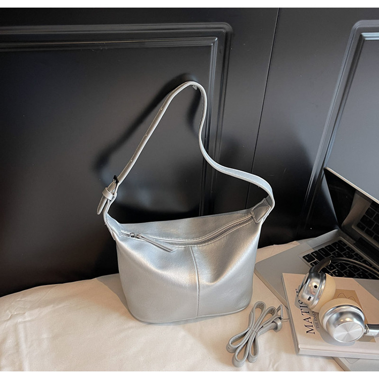 Korean commuter versatile underarm bag for women 2025 New summer fashion dumpling bag Niche single-shoulder crossbody bag trend undefined