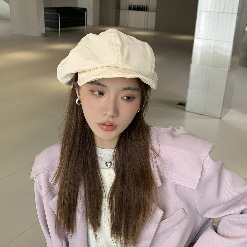 M beige