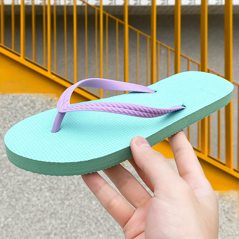 Zapatillas de flip flop para mujeres de moda brillante y fresca nueva moda para viajar en verano a la playa para usar zapatillas