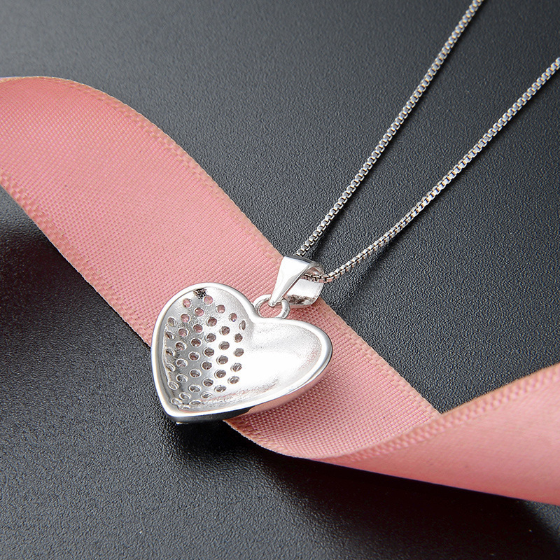 La tendencia europea y americana OL de moda colgante de cadena de clavícula en forma de corazón s925 plata esterlina con diamantes de goteo de aceite colgante de amor romántico