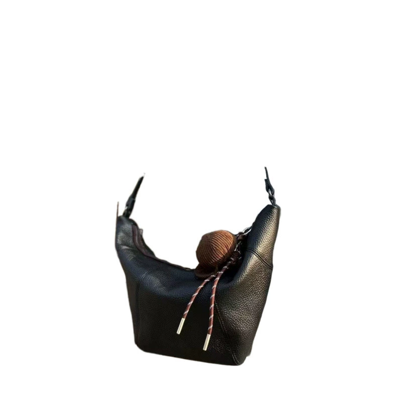 Small design retro bar, one-shoulder bag, genuine leather