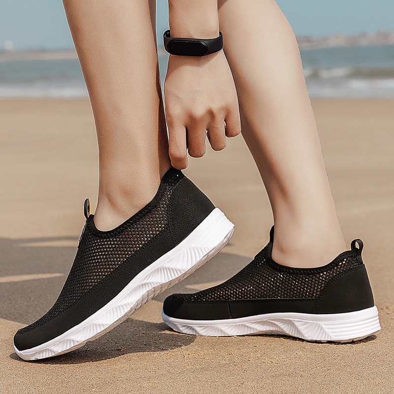 Slip-On Plus tamaño pareja zapatos ligeros transpirables slip-on zapatillas volando tejidos zapatos casuales de las mujeres zapatos de los hombres zapatos de los deportes al aire libre
