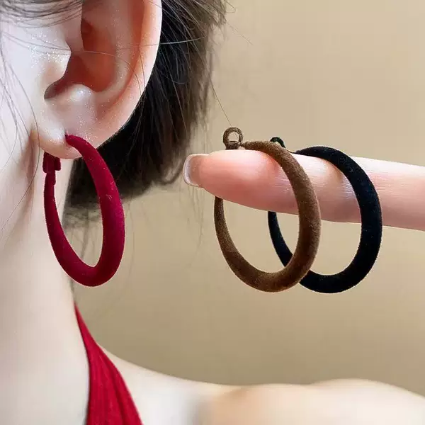 Casual Velvet Earrings, Suede Leopard Print Earrings, Unique Elegant, Niche Design, Face-Showing Small Earrings, Autumn and Winter Earrings