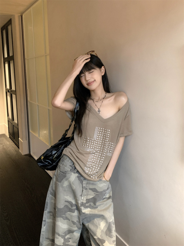 アメリカンホットガールスタイルのヘビービーズVネック半袖Tシャツ、女性用、夏カジュアル、ルーズ、スリム、多用途カーキトップ|undefined