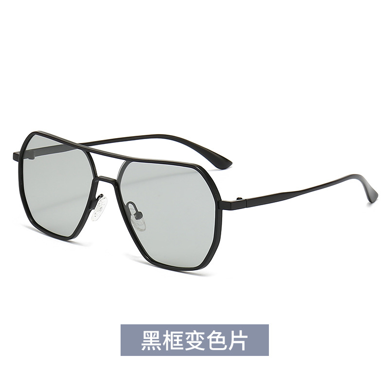 C 블랙 프레임 변색