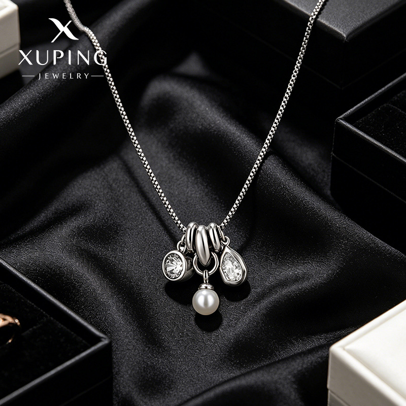 Xuping Europa y los Estados Unidos nicho transfronterizo personalidad collar de viento aleación de cobre chapado gotas de agua blanca imitación de perlas joyería al por mayor