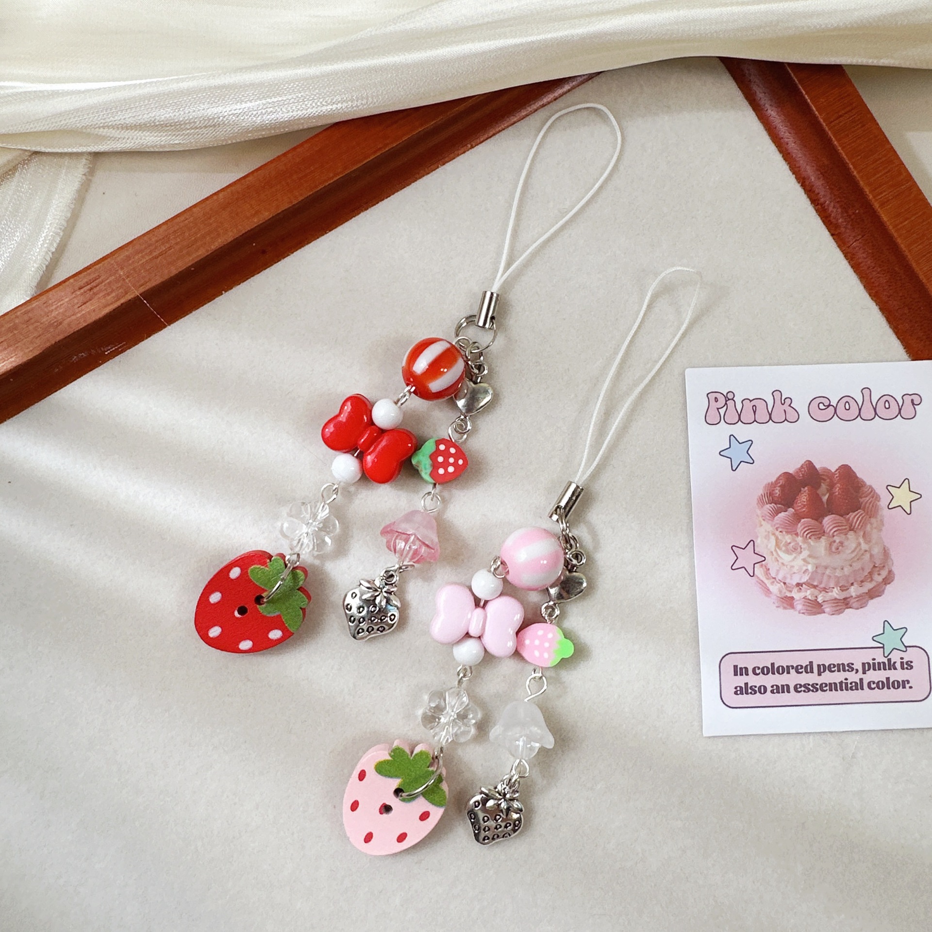 New Cartoon Girl Cute Red and Pink Wooden Strawberry Phone Chain Lanyard Pendant Bag Decoration Keychain