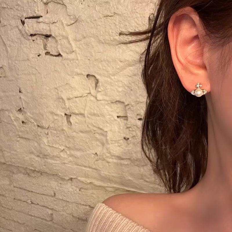 Coreano simple perla pendientes mujeres ins estilo de alta calidad nicho pendientes 2025 temperamento pendientes al por mayor