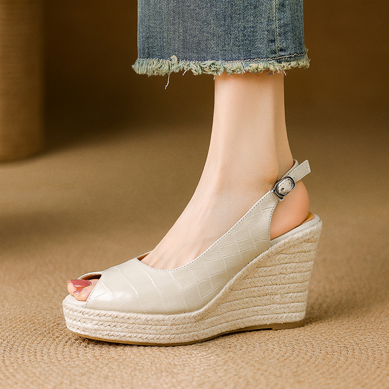 Sandal cao gót nữ hở mũi quai ngang đế xuồng đan rơm — màu trắng ngà, màu vàng