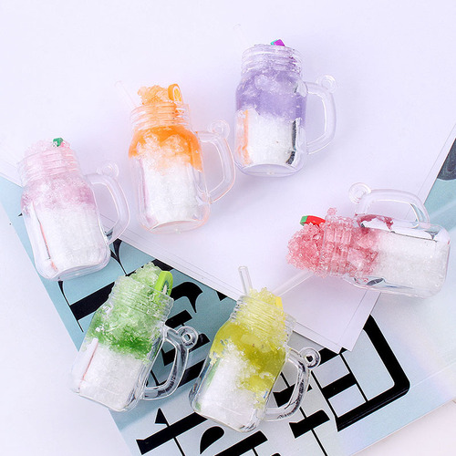 Manufacturer wholesale new creative smoothie straw cup DIY mobile phone car bag keychain smoothie keychain pendant