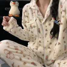 田园风碎花小兔子大码睡衣女秋冬款珊瑚绒加厚保暖家居服现货批发