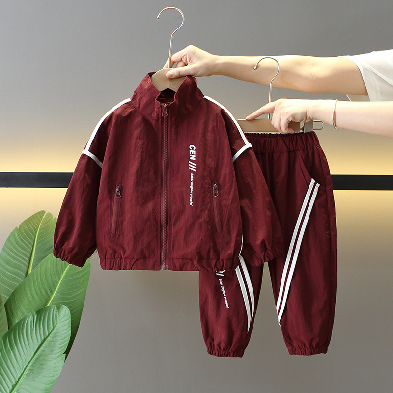 6123 Traje fresco y guapo de moda de otoño para niños 2025 nueva chaqueta cortavientos para niños traje de dos piezas deportivo para bebés