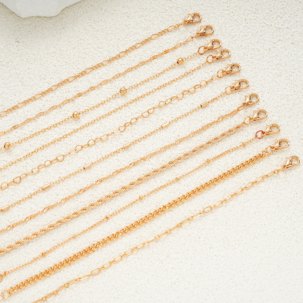 Chain Bracelet Set With Twist And Hollow Design For Women_voghion.com