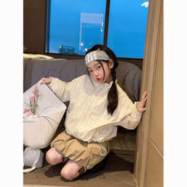 儿童时尚休闲防晒服夹克外套童装韩版爱心印花薄款女童外套